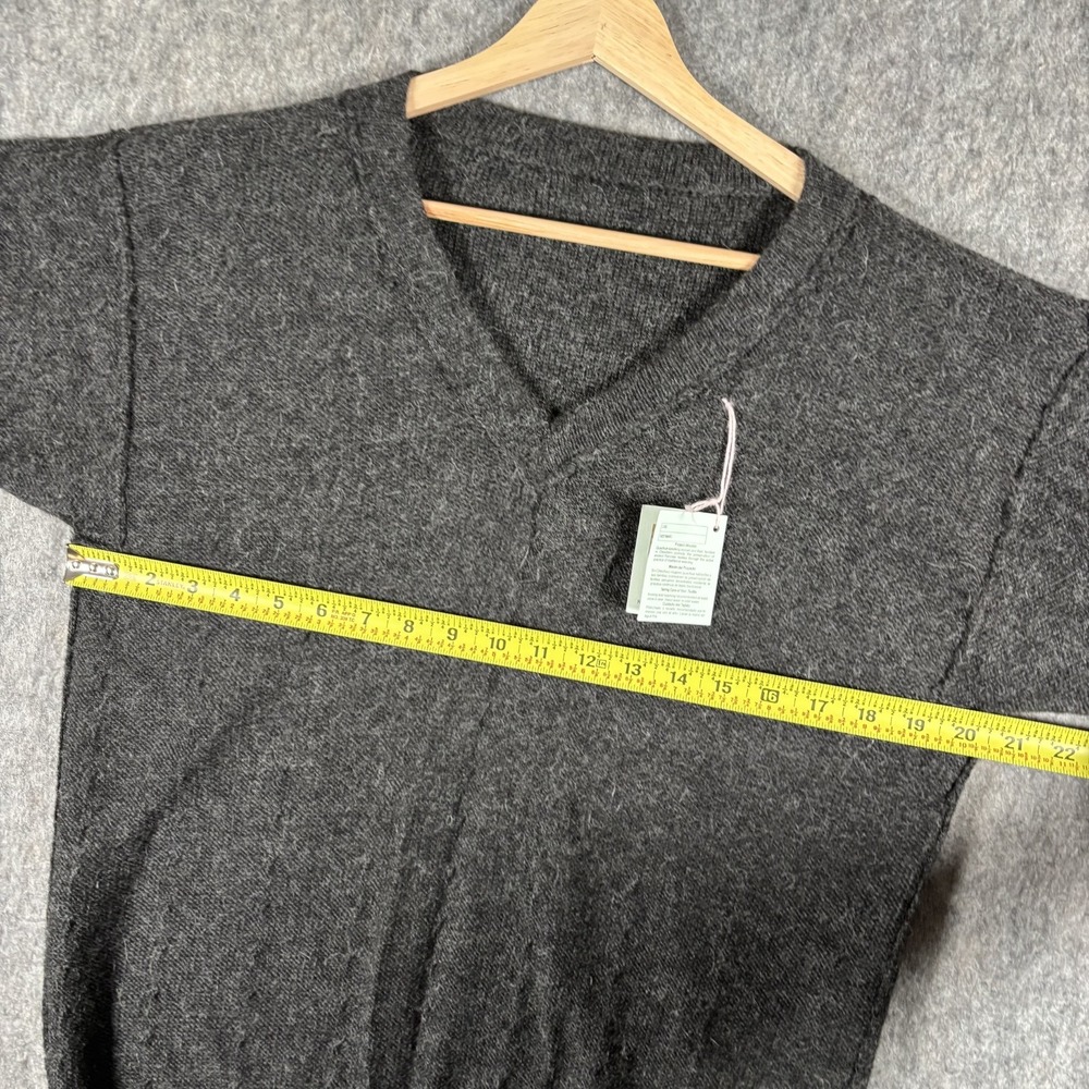Centro De Textiles Tradicionales Del Cusco Alpaca Wool Sweater Gray V Neck Peru - Picture 8 of 12